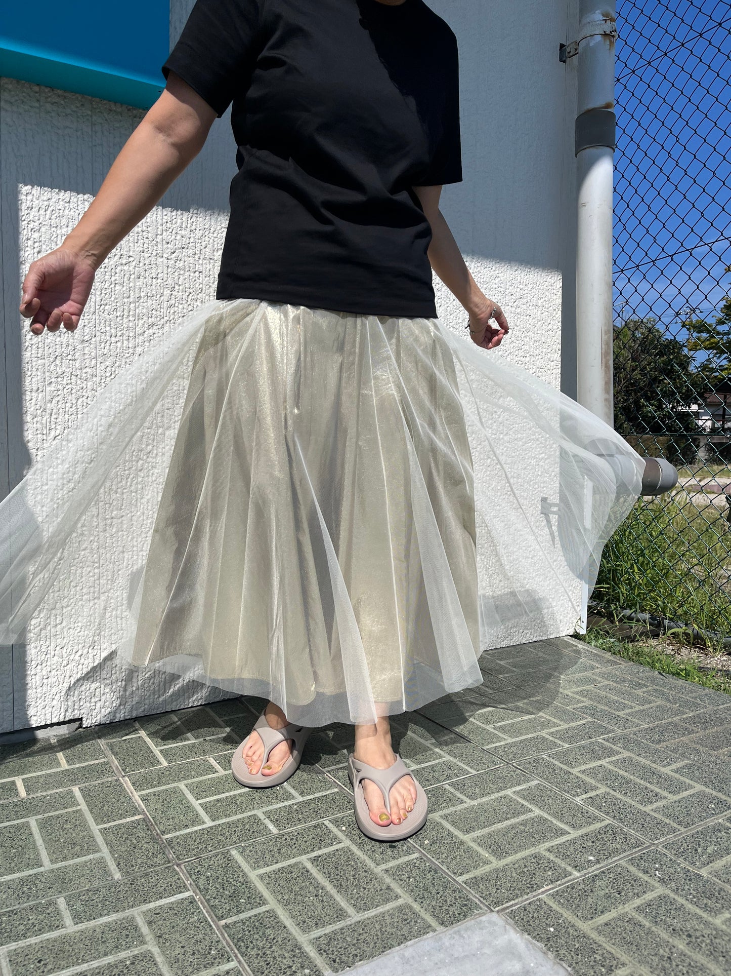 シアーゴールドロングスカート