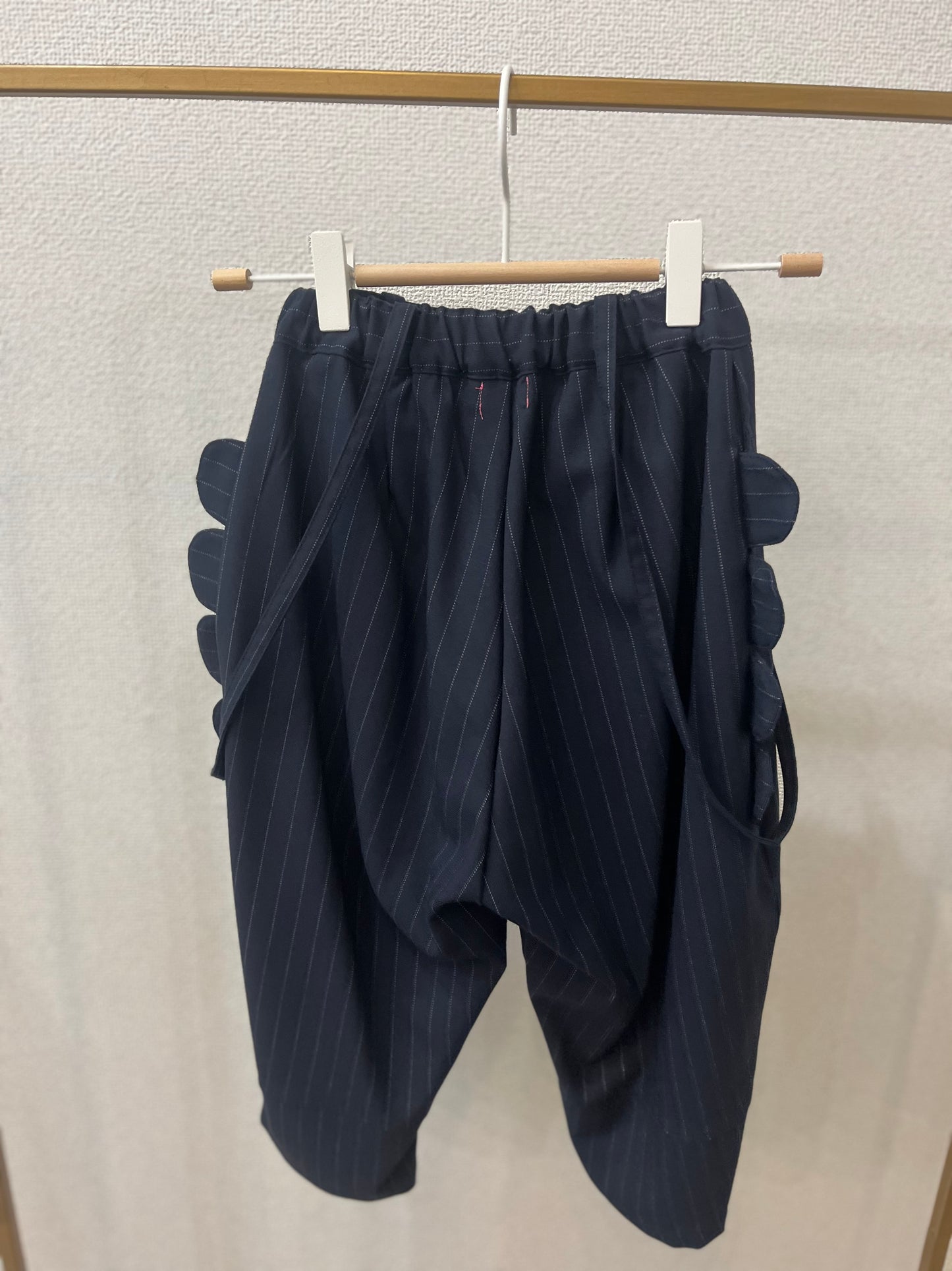 ストライプスカラップパンツ