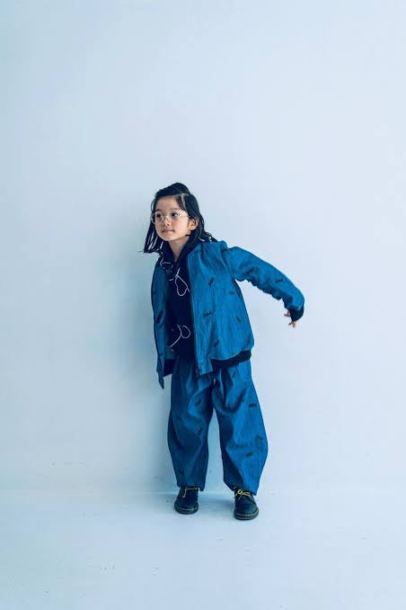 "pop"denim テーパードパンツ
